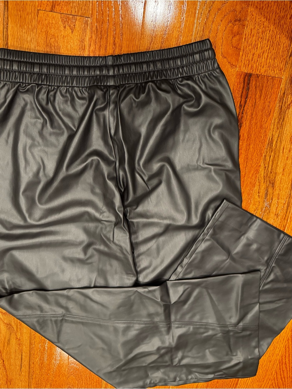 Beyond Yoga Faux Leather Wide Leg Pants Black S NWT $128 - Picture 4 of 5